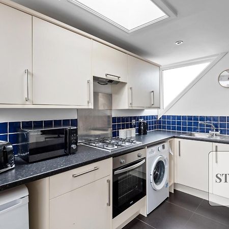 Cosy Apartment In Moulsham, Long Stays Welcome 첼름스퍼드 외부 사진